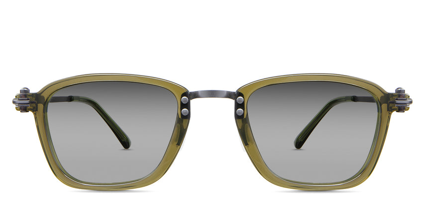 Chase black tinted Gradient in the Moss variant - it's a rectangular shape frame with a wide nose bridge of 23mm and slim temples.